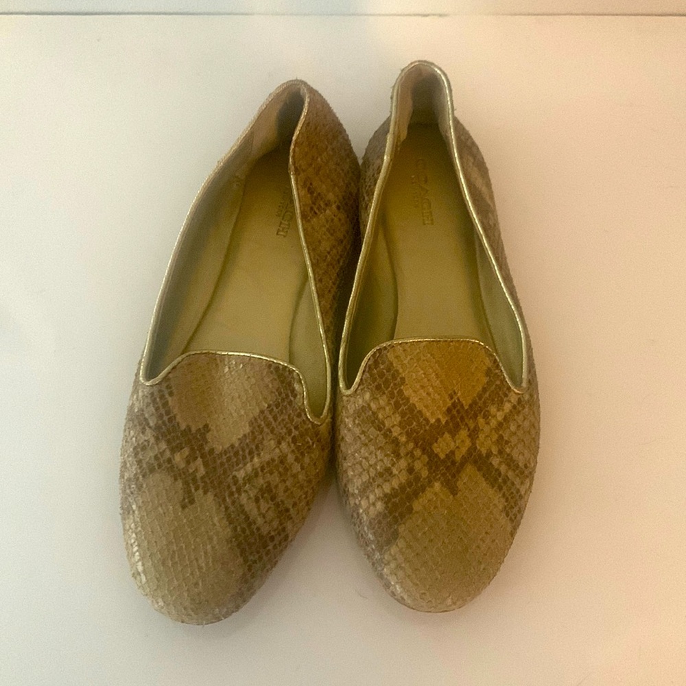 Coach Flats, size 7